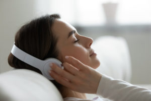 Soothing serenity lamps combined with noise-canceling headphones can help relieve stress.